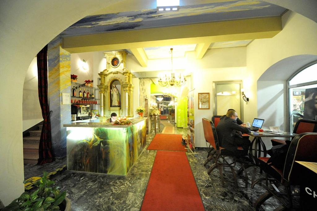 Erlebnis Post - Stadthotel Mit Eigenart Spittal an der Drau Exterior photo